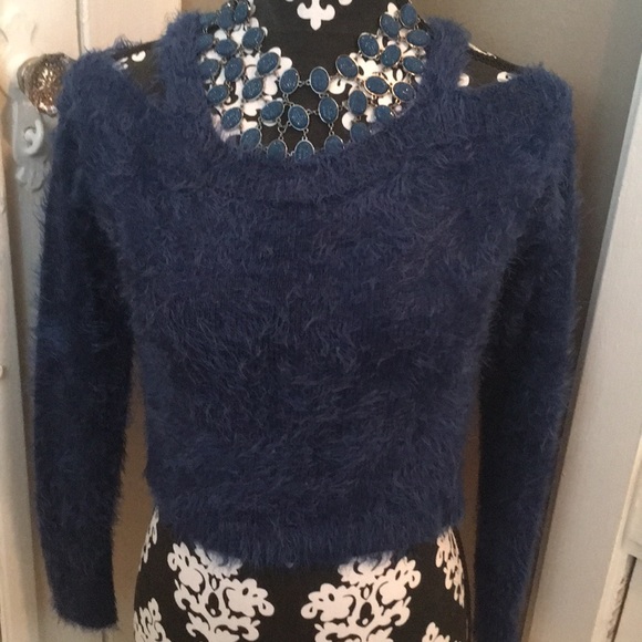 Top - Picture 1 of 3